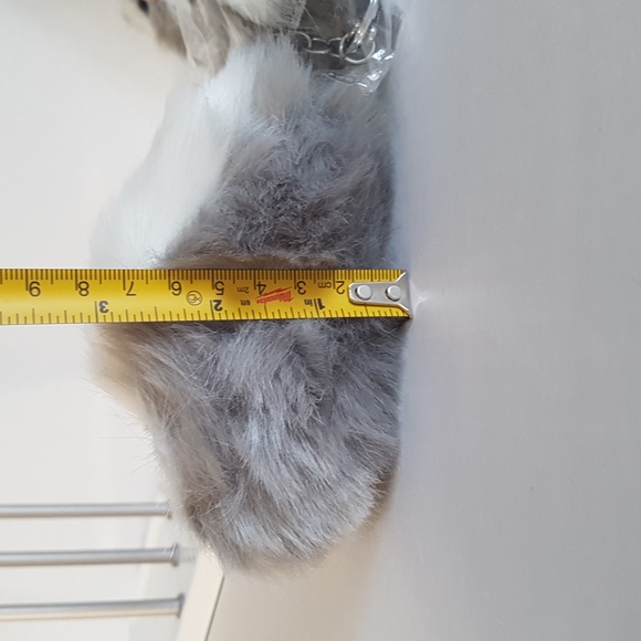 SOLD OUT Key Ring Pompom Keychain Fluffy Owl Faux Rabbit for Hanbag Backpack - Picture 11 of 11